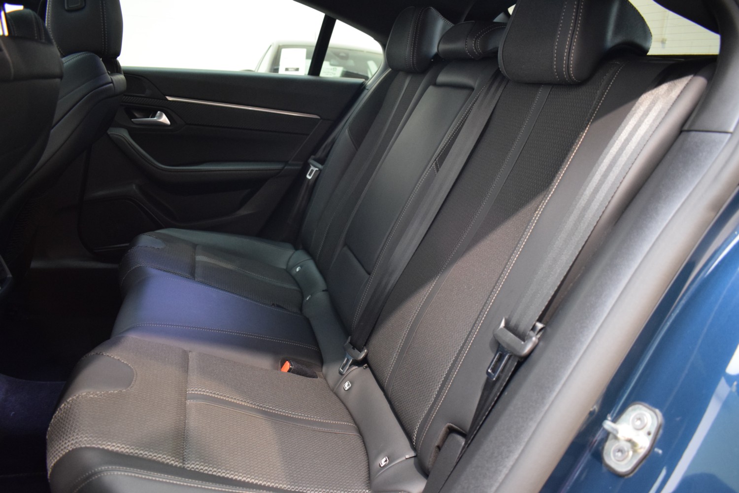 PEUGEOT 508 GT 5P PureTech 180 S&S EAT8 - Ítem21