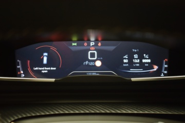 PEUGEOT 508 GT LINE 5P BlueHDi 120kW (160) S&S EAT8 - Ítem11