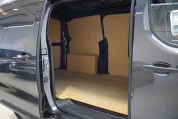 PEUGEOT EXPERT Furgón BlueHDi 120 S&S 6v Standard - Ítem11