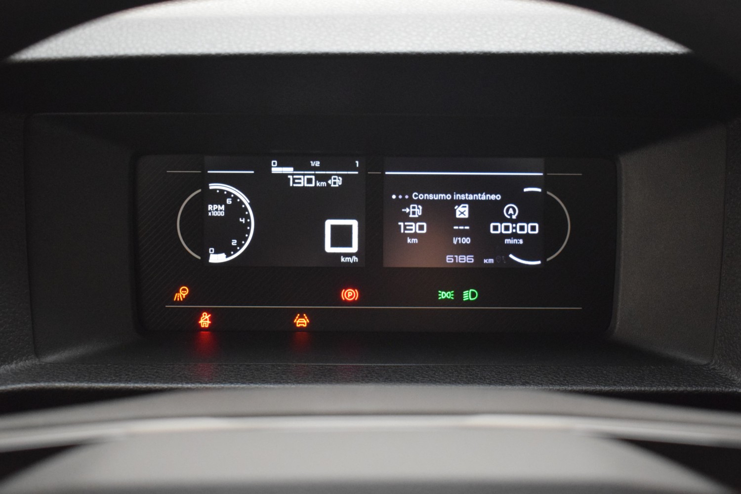 PEUGEOT EXPERT Furgón BlueHDi 120 S&S 6v Standard - Ítem12