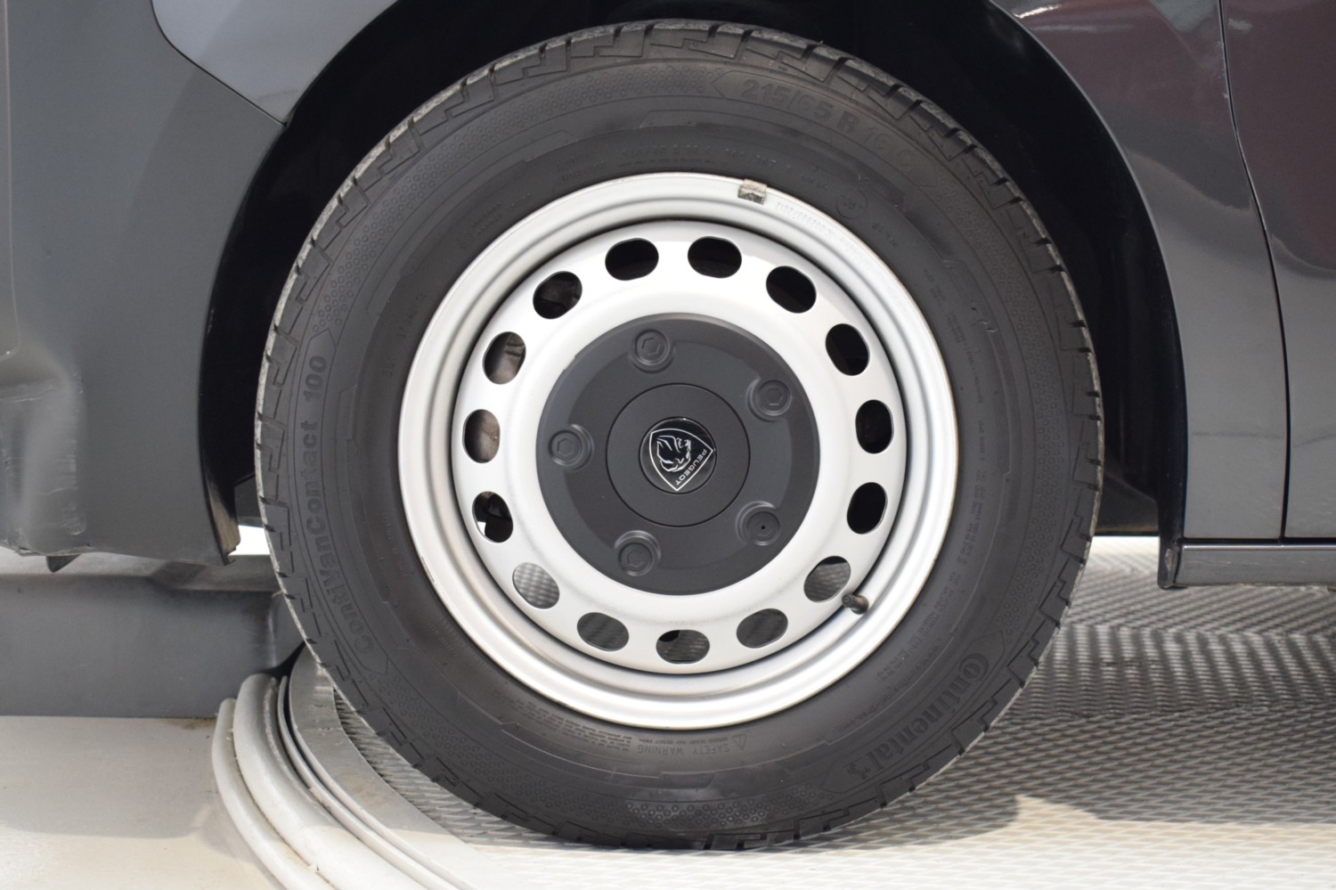 PEUGEOT EXPERT Furgón BlueHDi 120 S&S 6v Standard - Ítem8