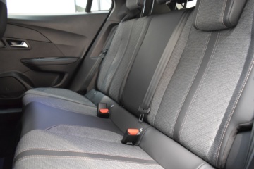 PEUGEOT 20008 ALLURE PURETECH 100 S&S 6 Vel. MAN - Ítem22