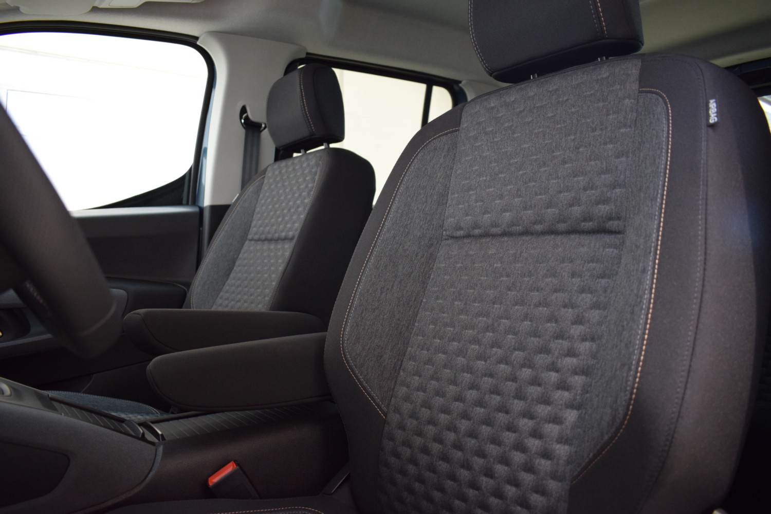 PEUGEOT RIFTER GT BlueHdi 130 EAT8 Standard - Ítem19