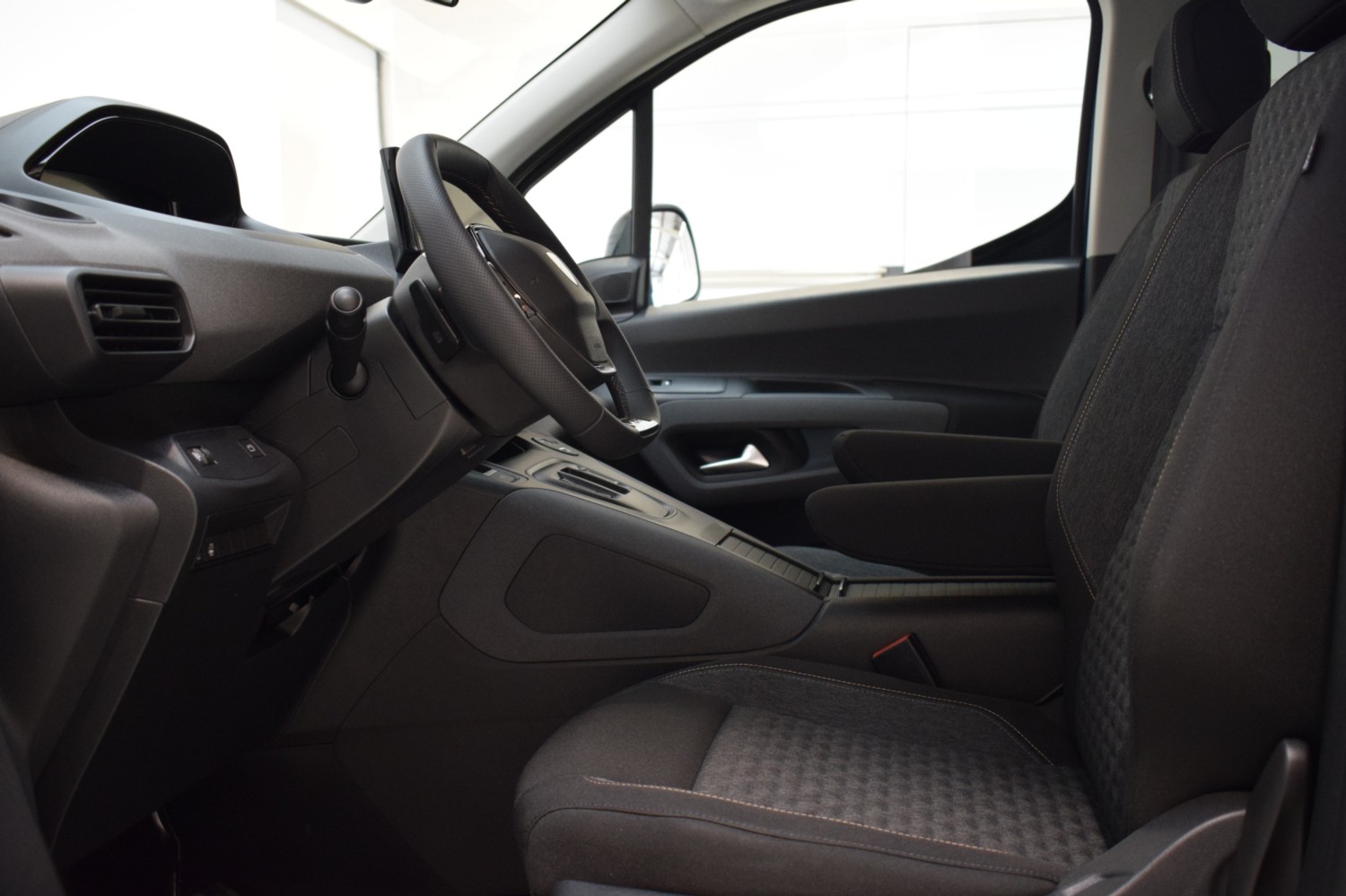PEUGEOT RIFTER GT BlueHdi 130 EAT8 Standard - Ítem20