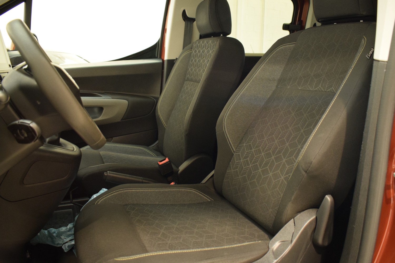 PEUGEOT RIFTER ACTIVE Standard PureTech 81kW - Ítem17