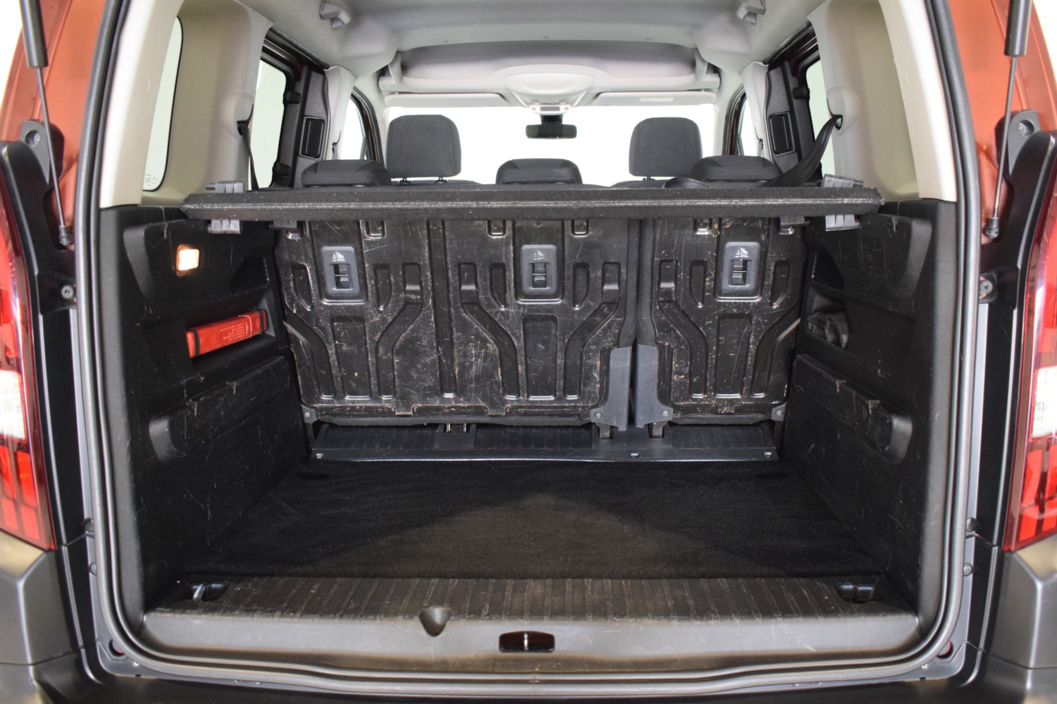 PEUGEOT RIFTER ACTIVE Standard PureTech 81kW - Ítem8