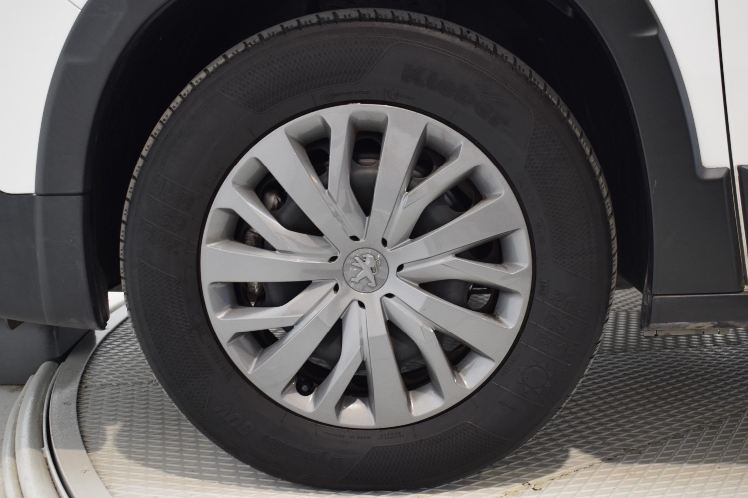 PEUGEOT RIFTER ALLURE BUSINESS Standard BlueHDi 73kW - Ítem9