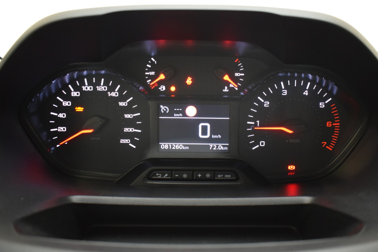 PEUGEOT RIFTER ALLURE BUSINESS Standard BlueHDi 73kW - Ítem10