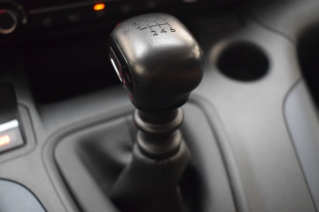 PEUGEOT RIFTER ALLURE BUSINESS Standard BlueHDi 73kW - Ítem15