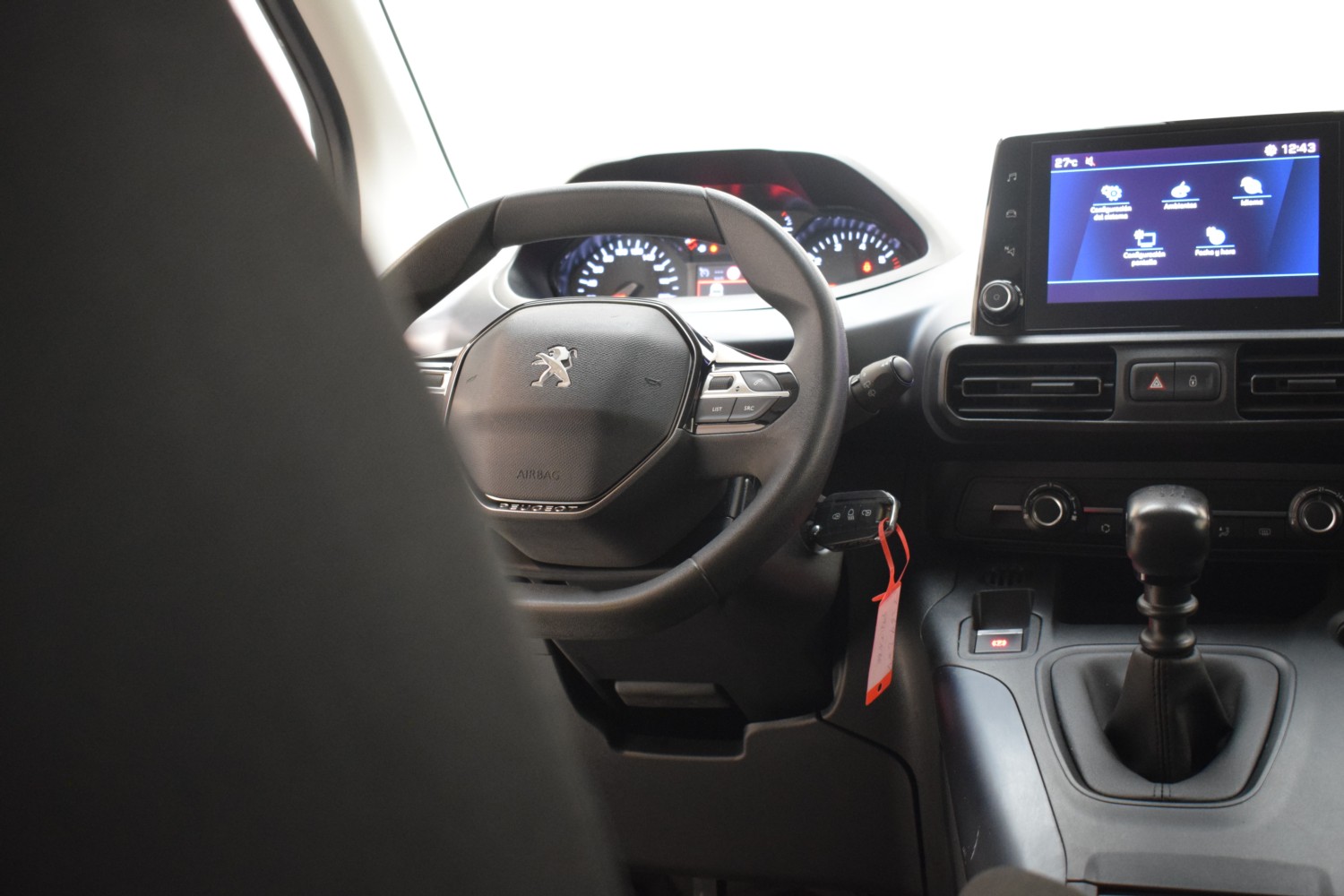 PEUGEOT RIFTER ALLURE BUSINESS Standard BlueHDi 73kW - Ítem21