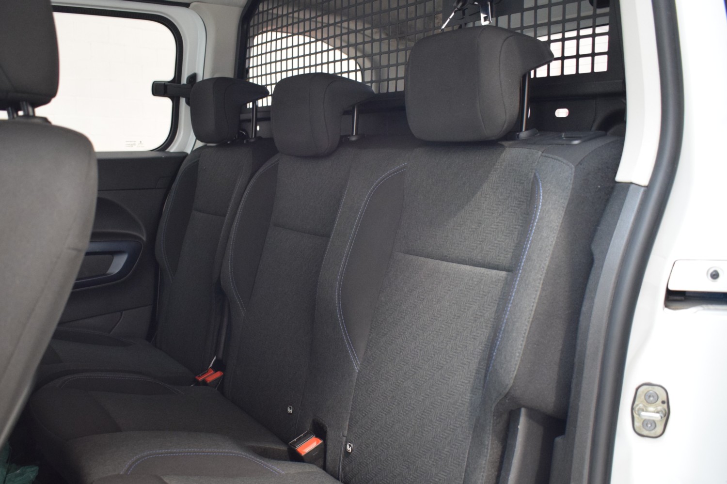 PEUGEOT RIFTER ALLURE BUSINESS Standard BlueHDi 73kW - Ítem22