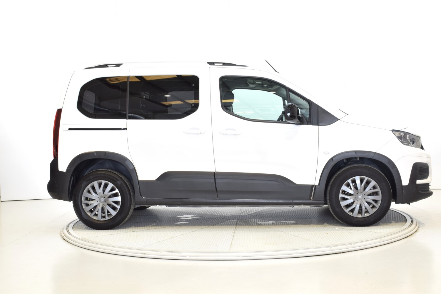 PEUGEOT RIFTER ALLURE BUSINESS Standard BlueHDi 73kW - Ítem5