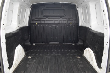 PEUGEOT PARTNER FURGON STANDARD 600kg BlueHDi 73kW (100CV) S&S - Ítem9