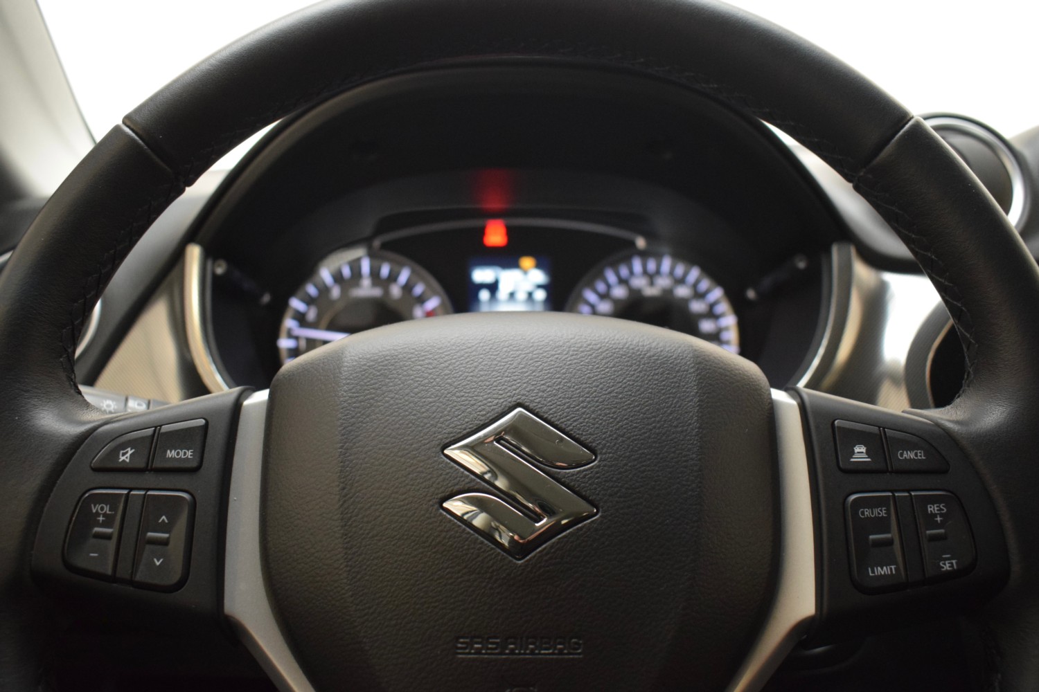 SUZUKI VITARA S 1.4 T 4WD - Ítem11