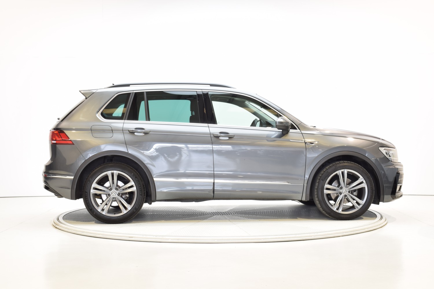 VOLKSWAGEN TIGUAN ADVANCE 2.0 TDI 110kW (150CV) DSG - Ítem5