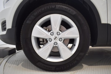 VOLVO XC40 1.5 T3 - Ítem9