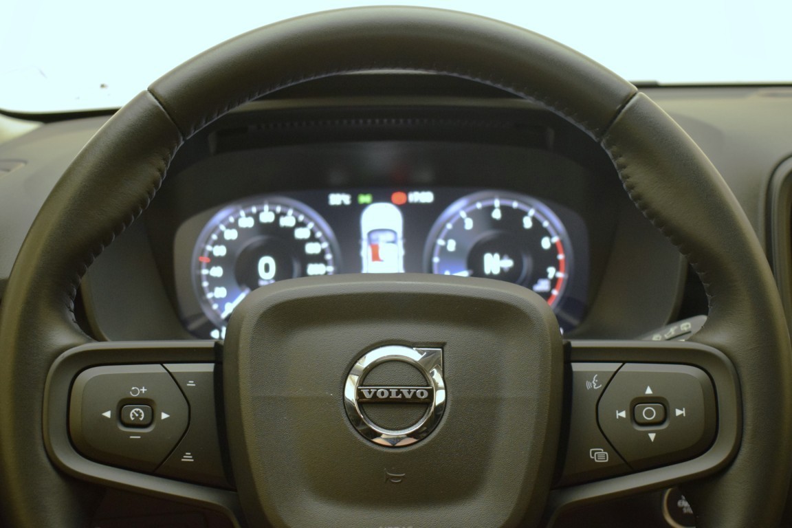 VOLVO XC40 1.5 T3 - Ítem11