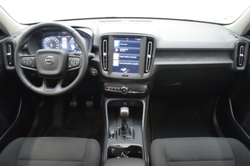 VOLVO XC40 1.5 T3 - Ítem13