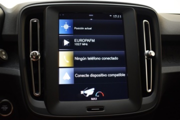 VOLVO XC40 1.5 T3 - Ítem18
