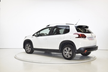 PEUGEOT 2008 SIGNATURE 1.5 BlueHDI 100 CV 6 VEL - Ítem4