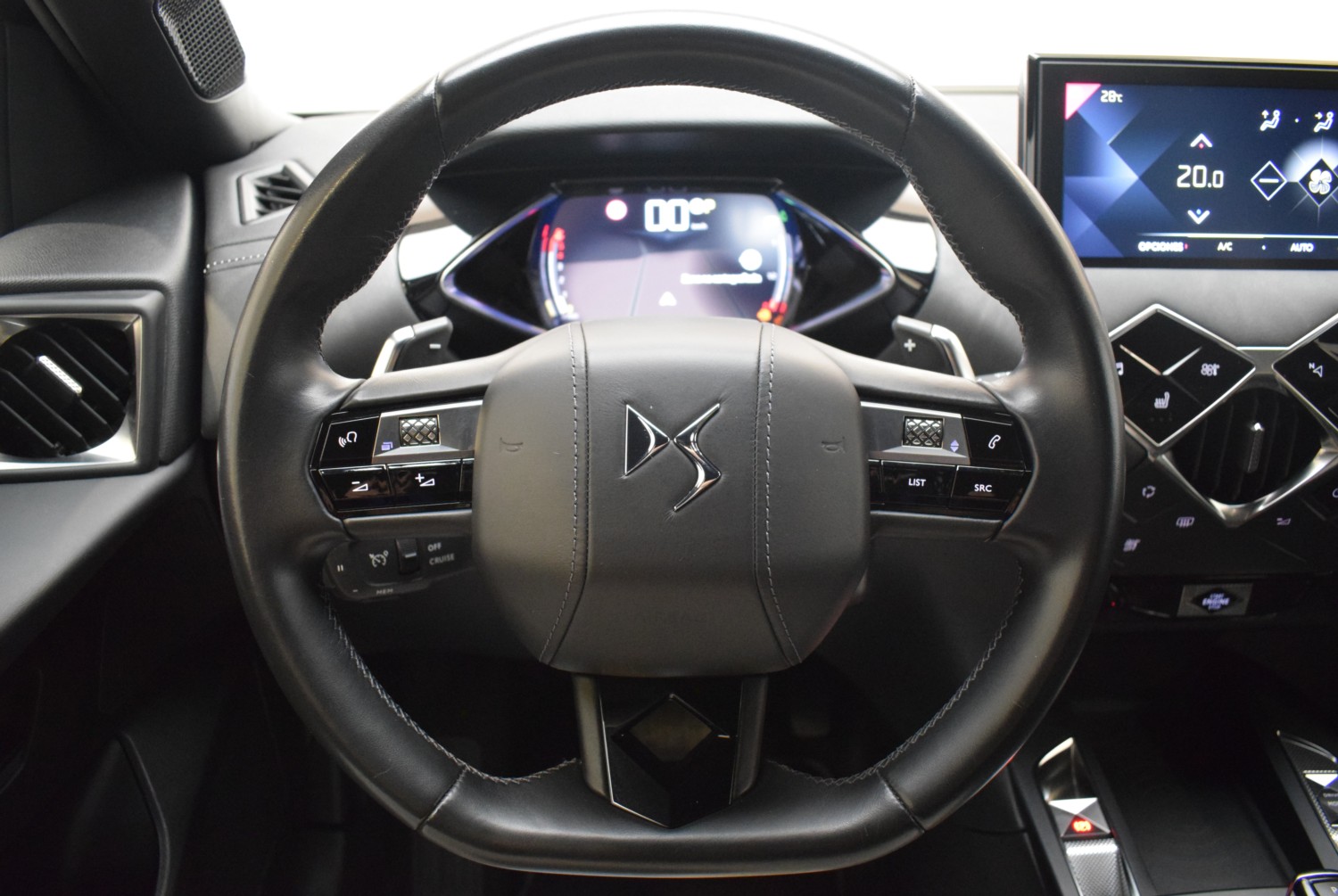 DS 3 Crossback Grand Chic BlueHDi 96 kW Auto GRAND CHIC - Ítem12