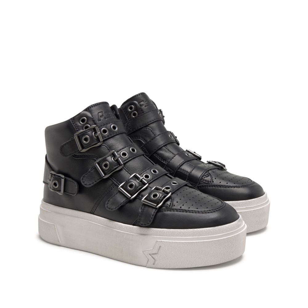 STARMOON BUCKLE Nappa Wax Black - Ítem1