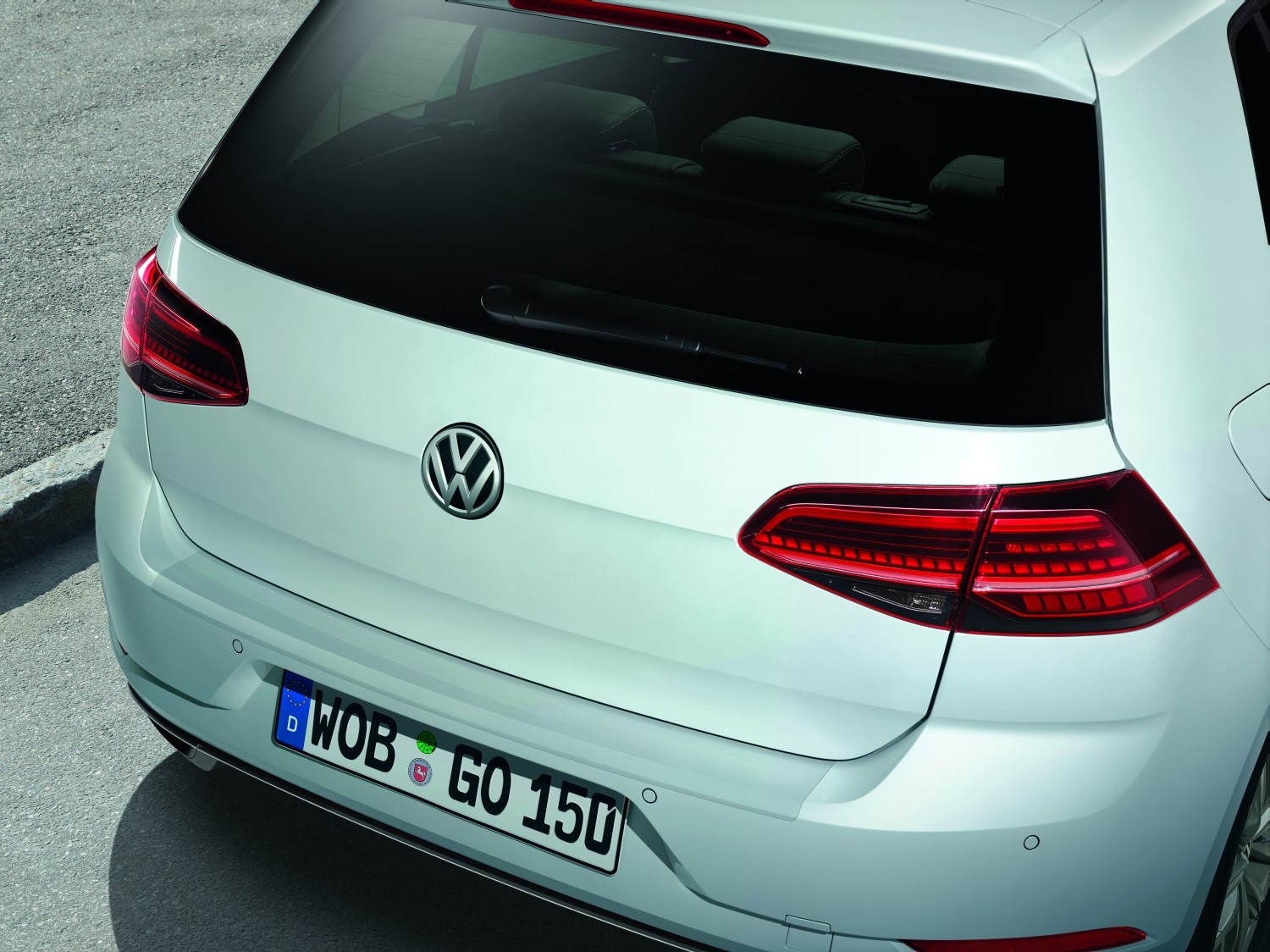 Duque Lengua macarrónica retirada Cantonera para borde de carga, Golf | Tienda Volkswagen
