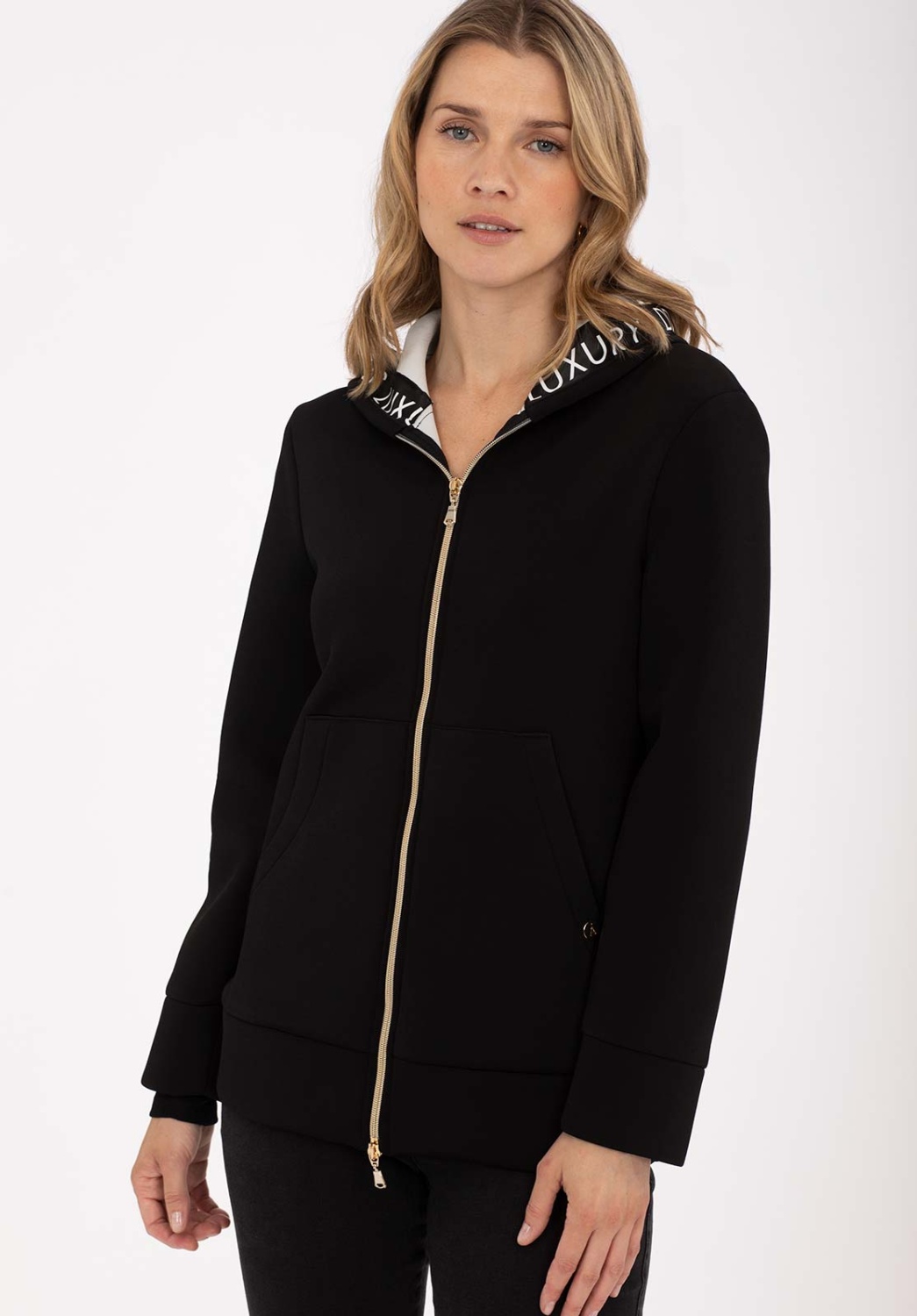 Chaqueta Negra Técnica 1