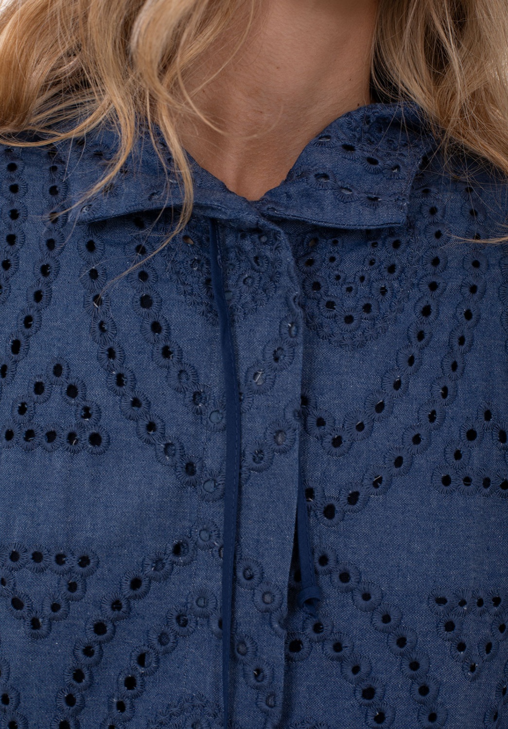 Chaqueta Denim Troquelada 3