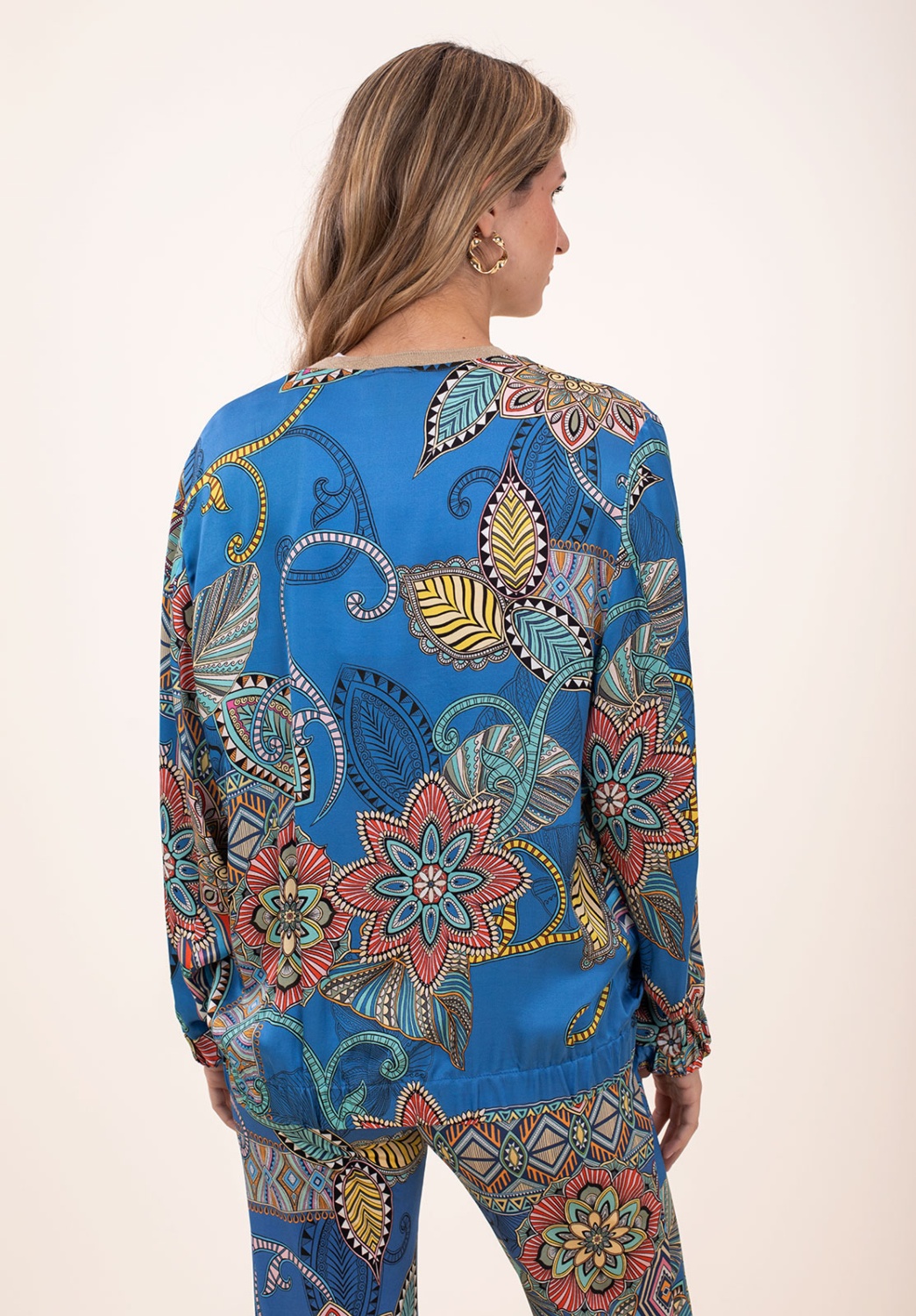 Bomber Estampado Étnico 4