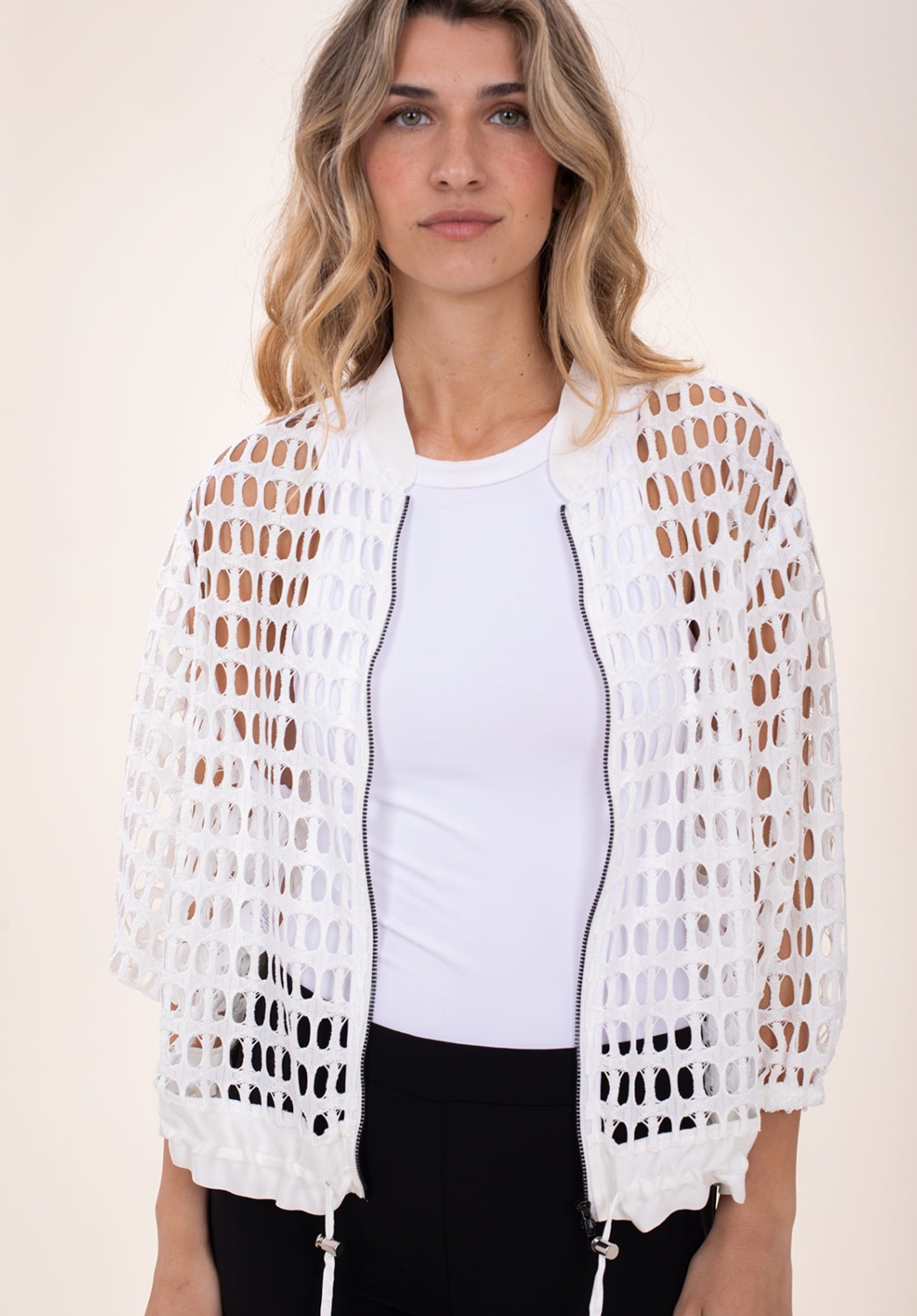 Chaqueta Blanca Troquelada 1