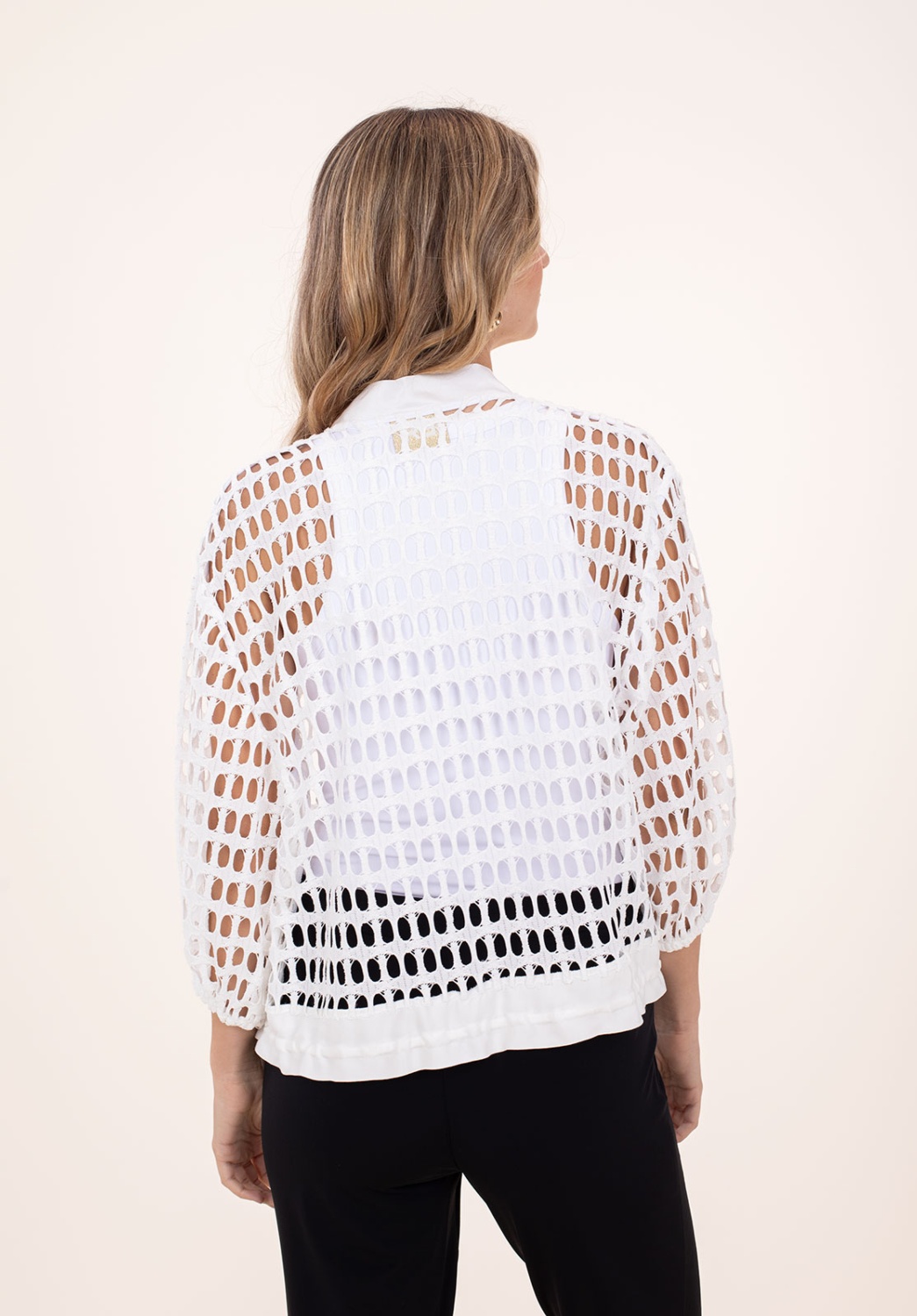 Chaqueta Blanca Troquelada 3