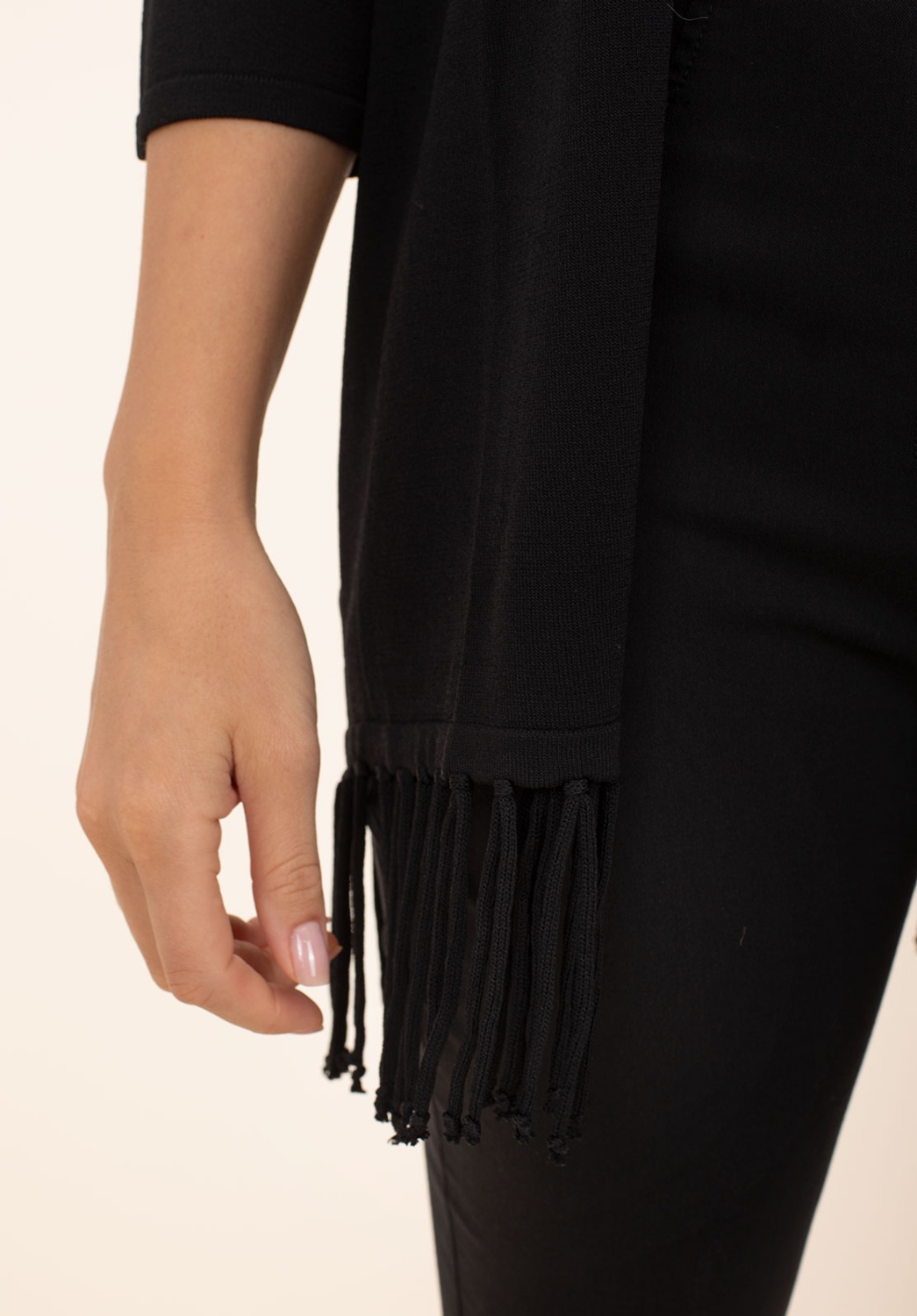 Chaqueta Negra Flecos 3