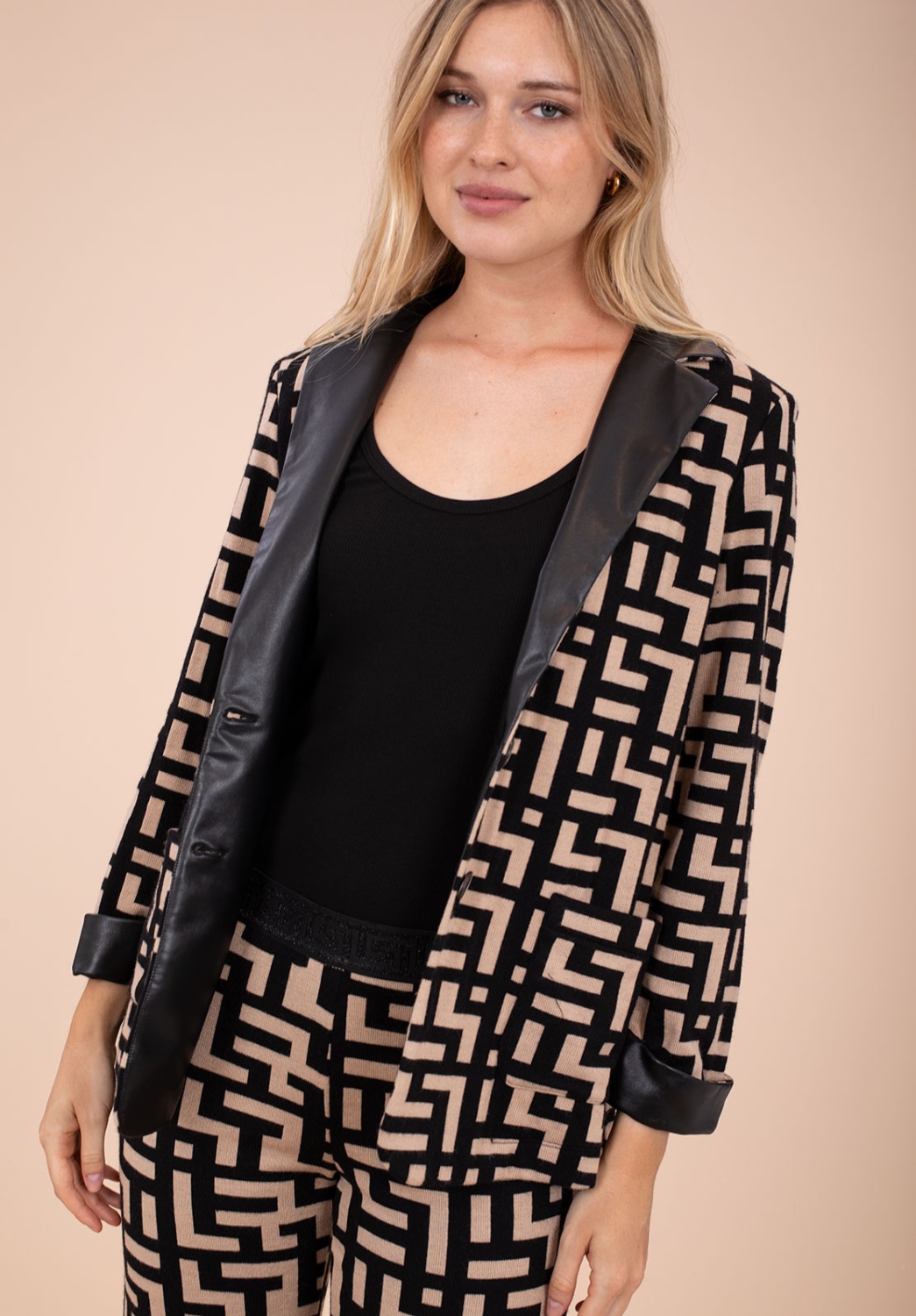 Americana Estampado Geométrico 1