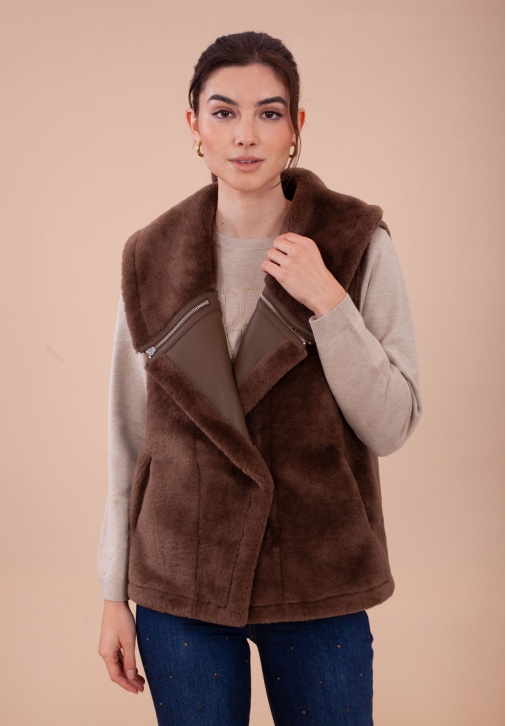 Gilet en fourrure marron