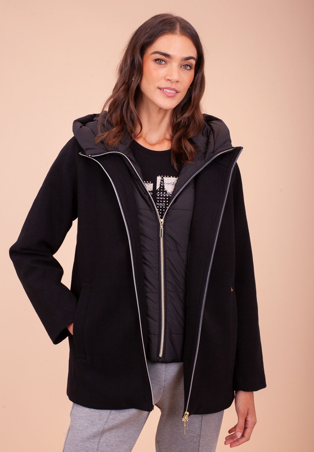 Manteau court noir avec fermeture éclair