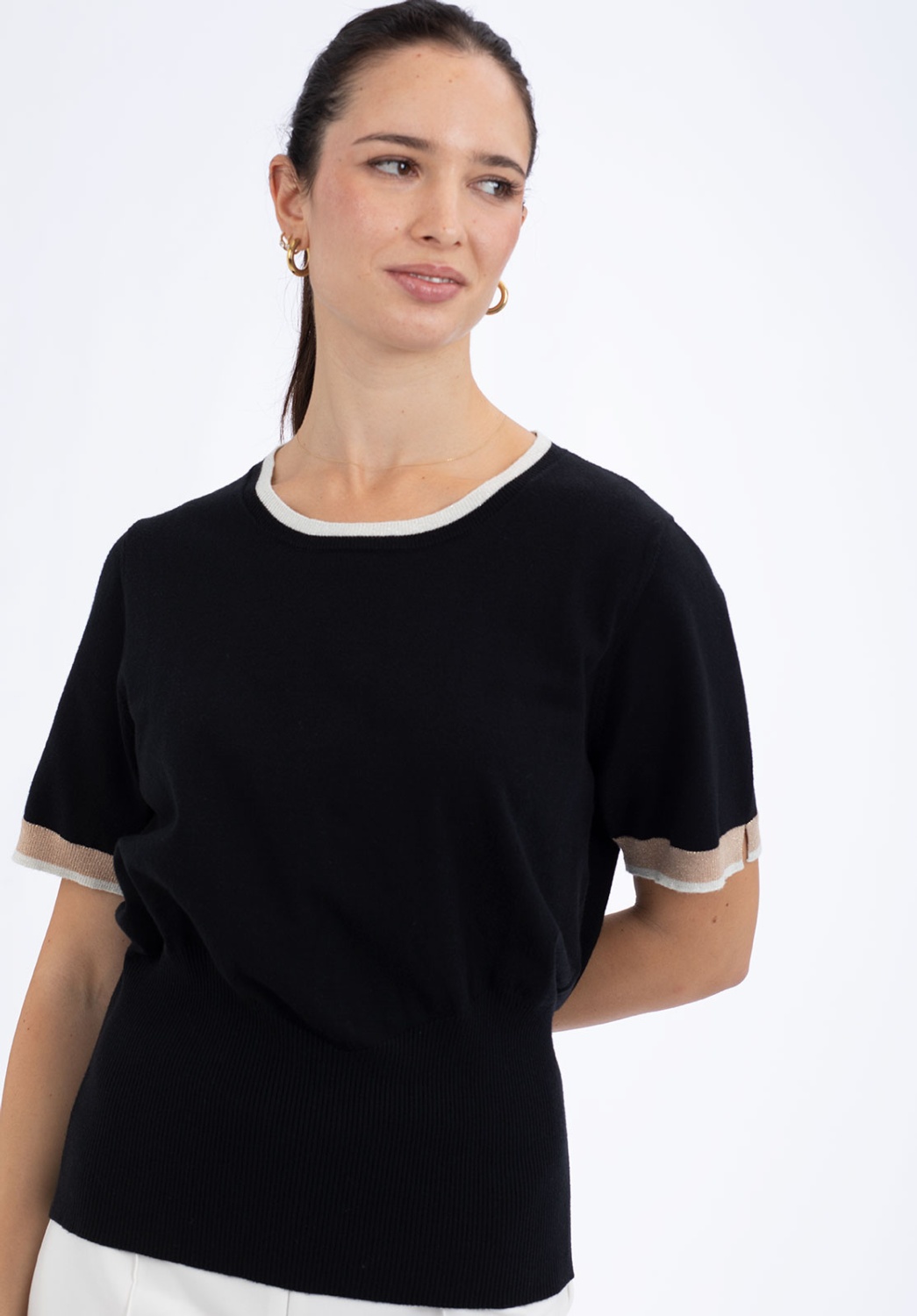 Jersey Negro de Manga Corta