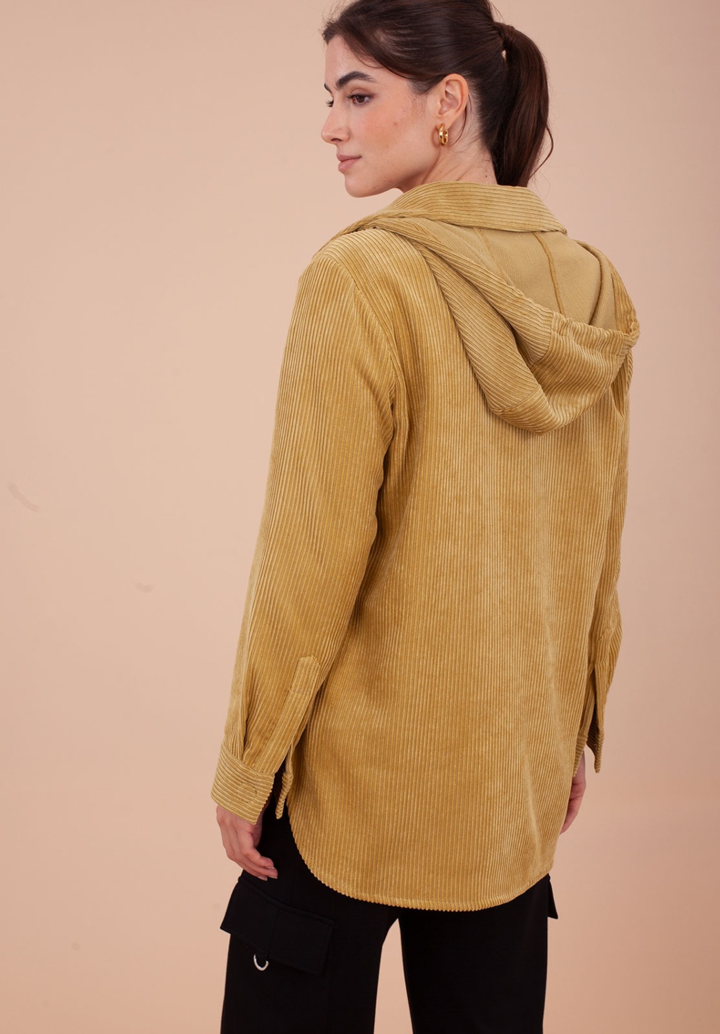 CHAQUETA AMARRILLA DE PANA 3