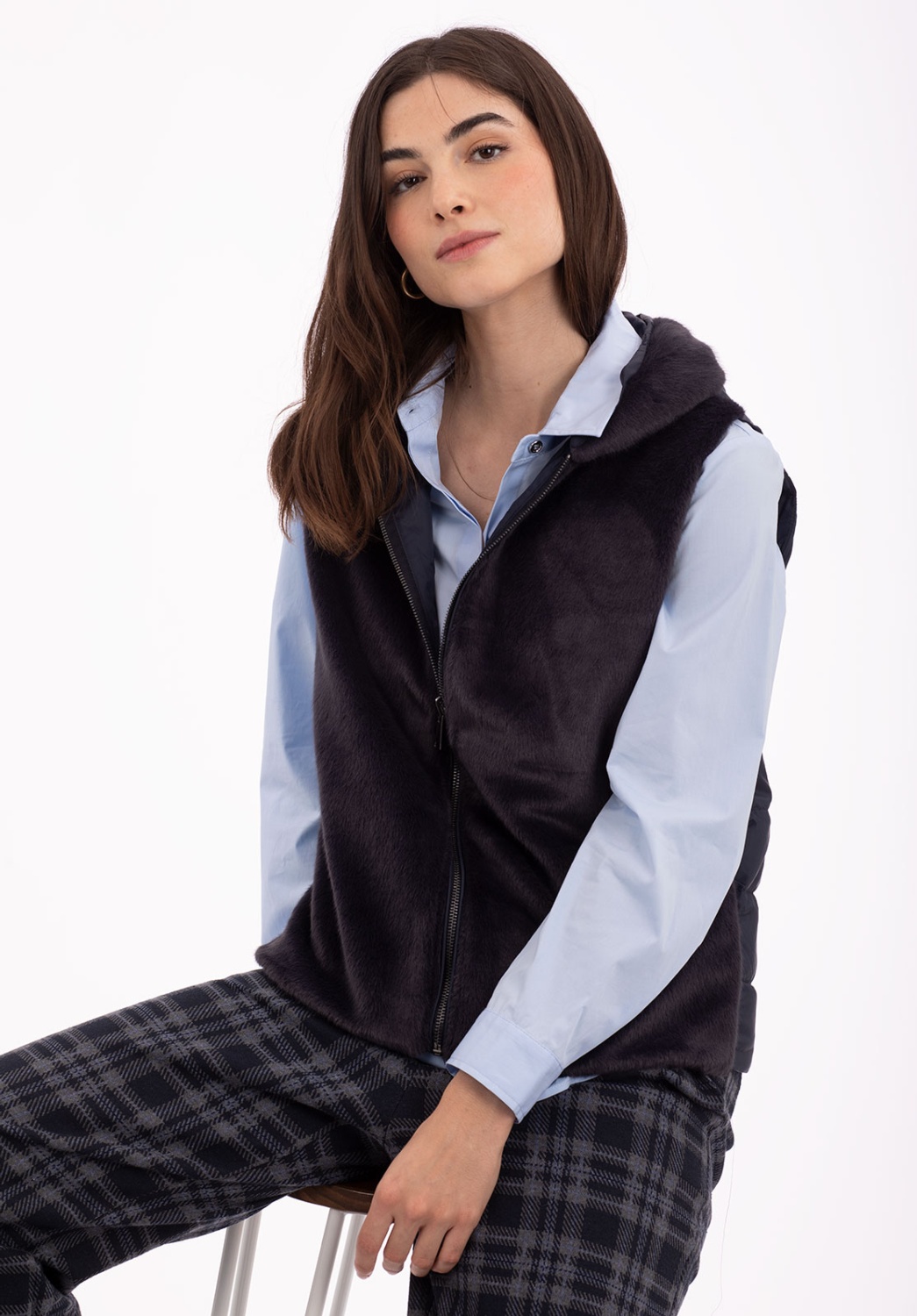 Chaleco Acolchado Azul con Capucha 9
