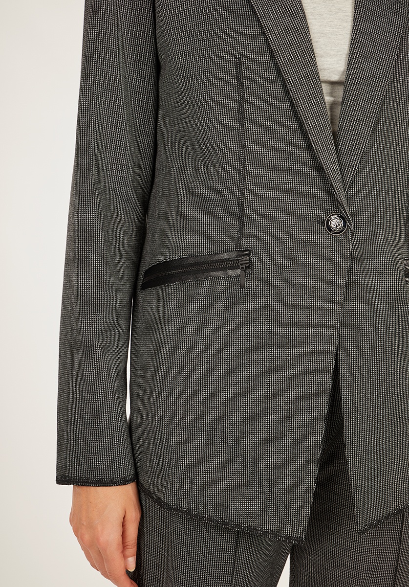 Tailored Grey Blazer 3