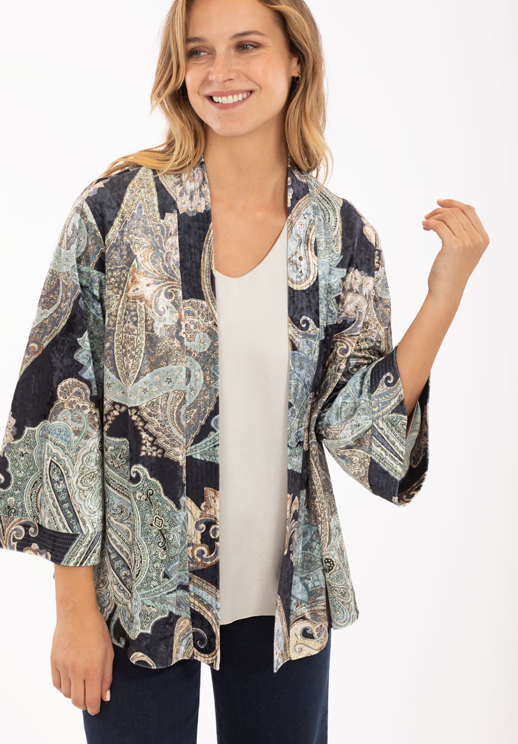 Kimono en velours motif cachemire 