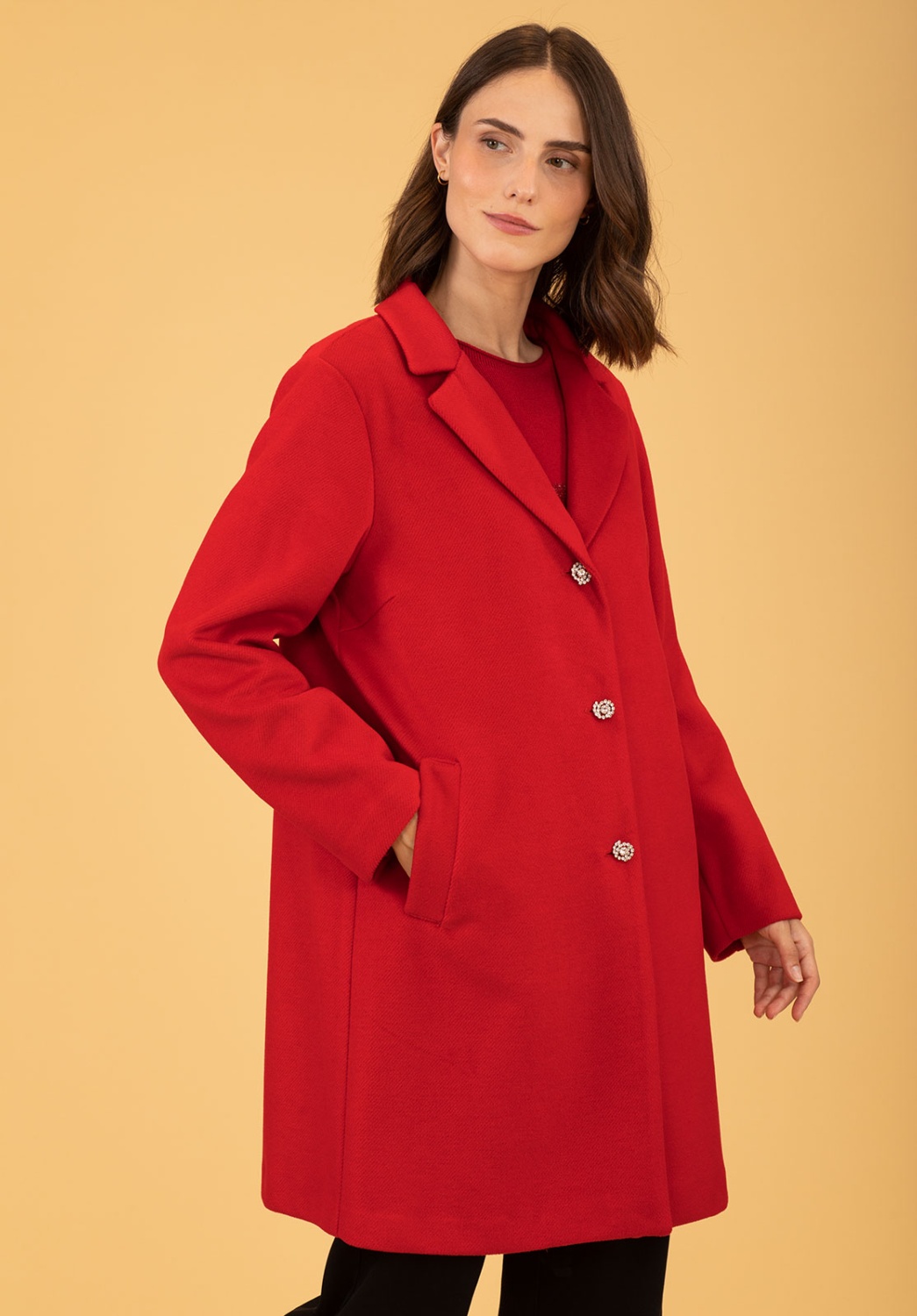 Manteau en tissu rouge 6