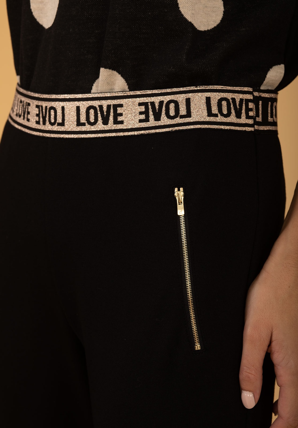 LOVE Trousers 3