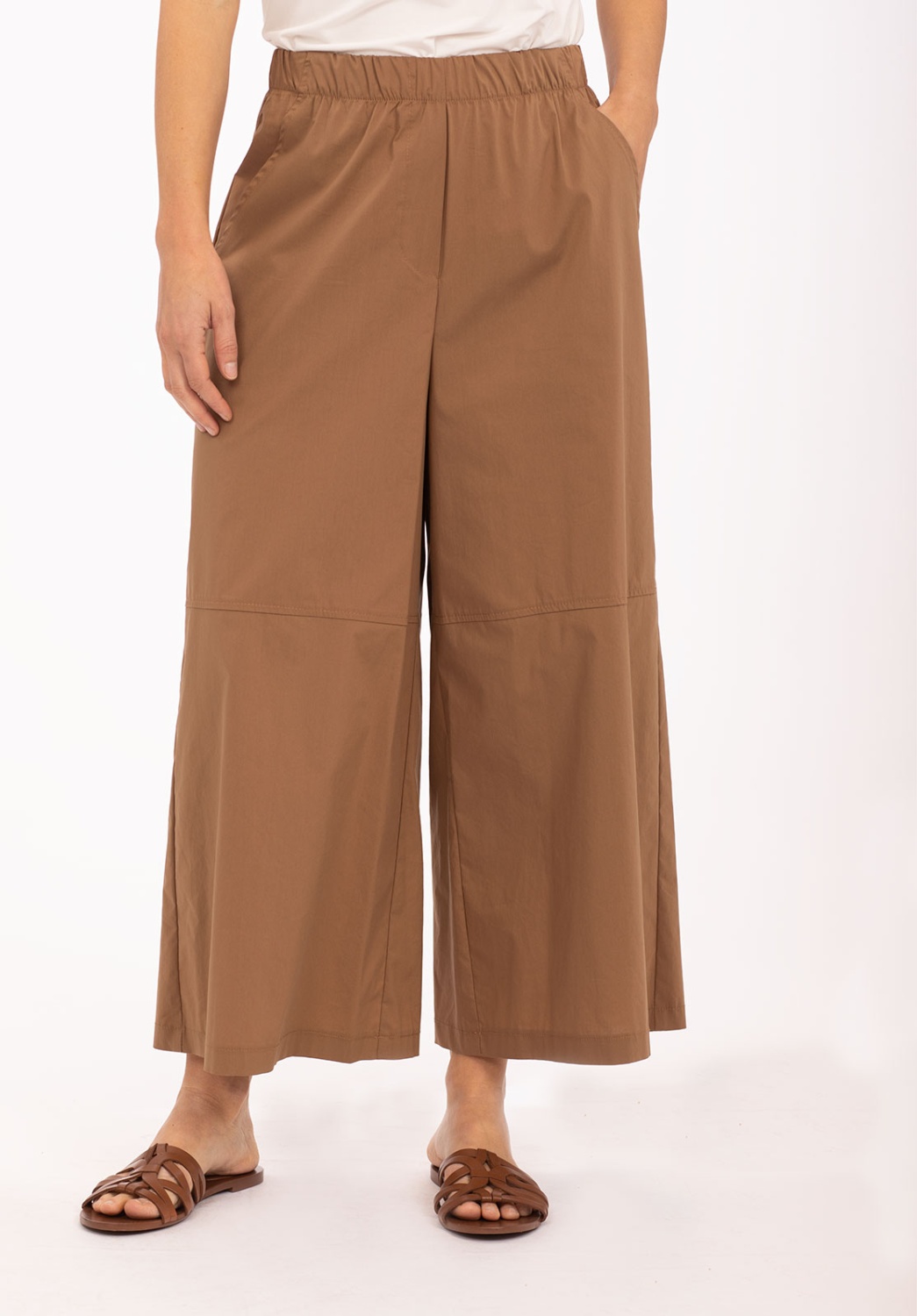 Wide Brown Trousers 4