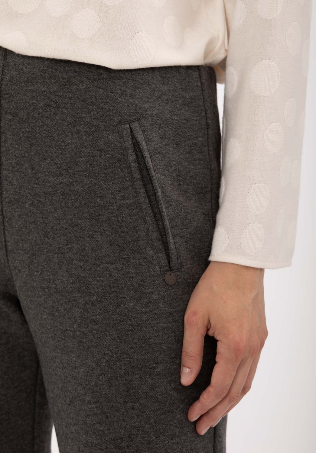 Pantalón Punto Gris 2