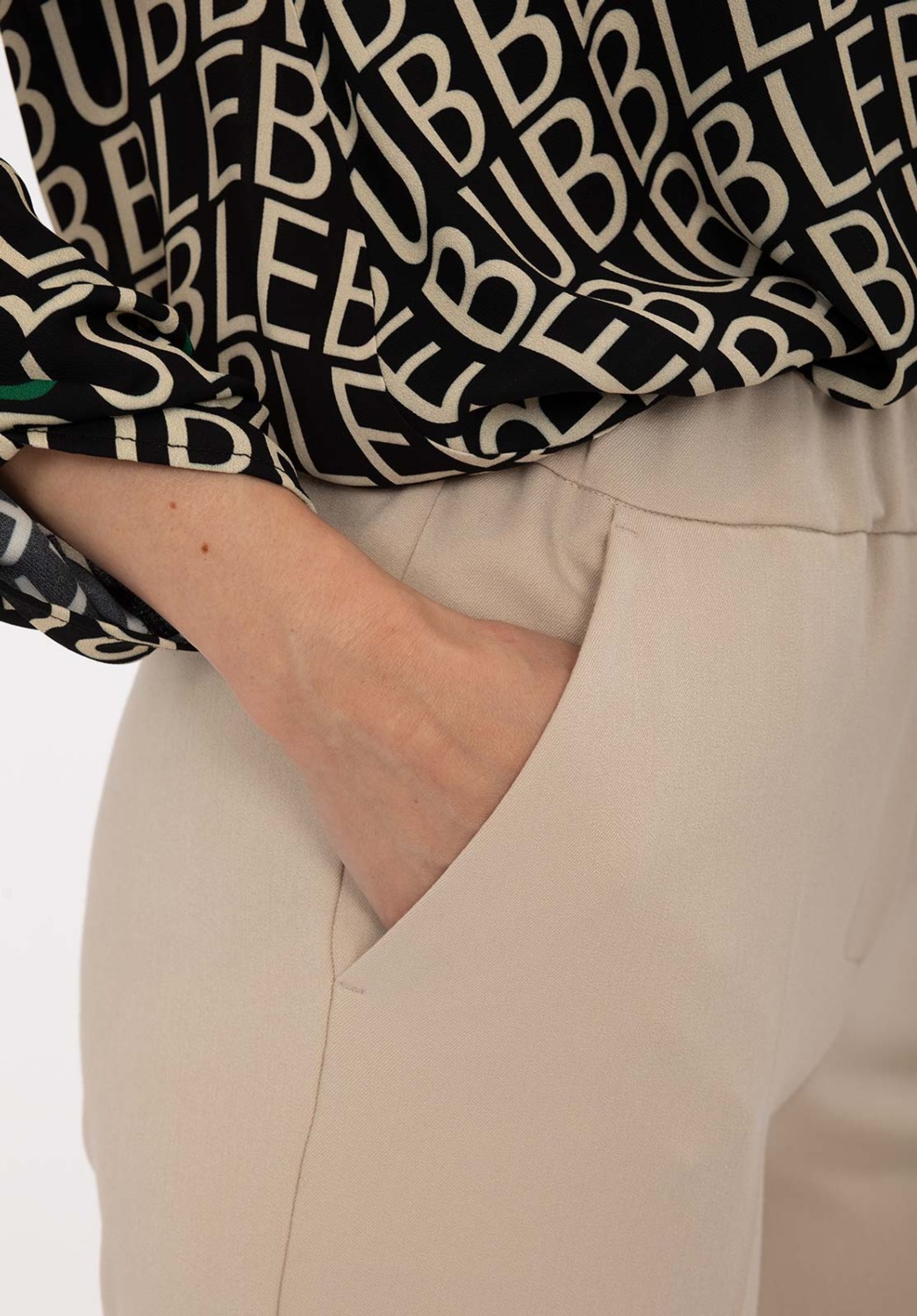 Pantalón Ancho Crema 2