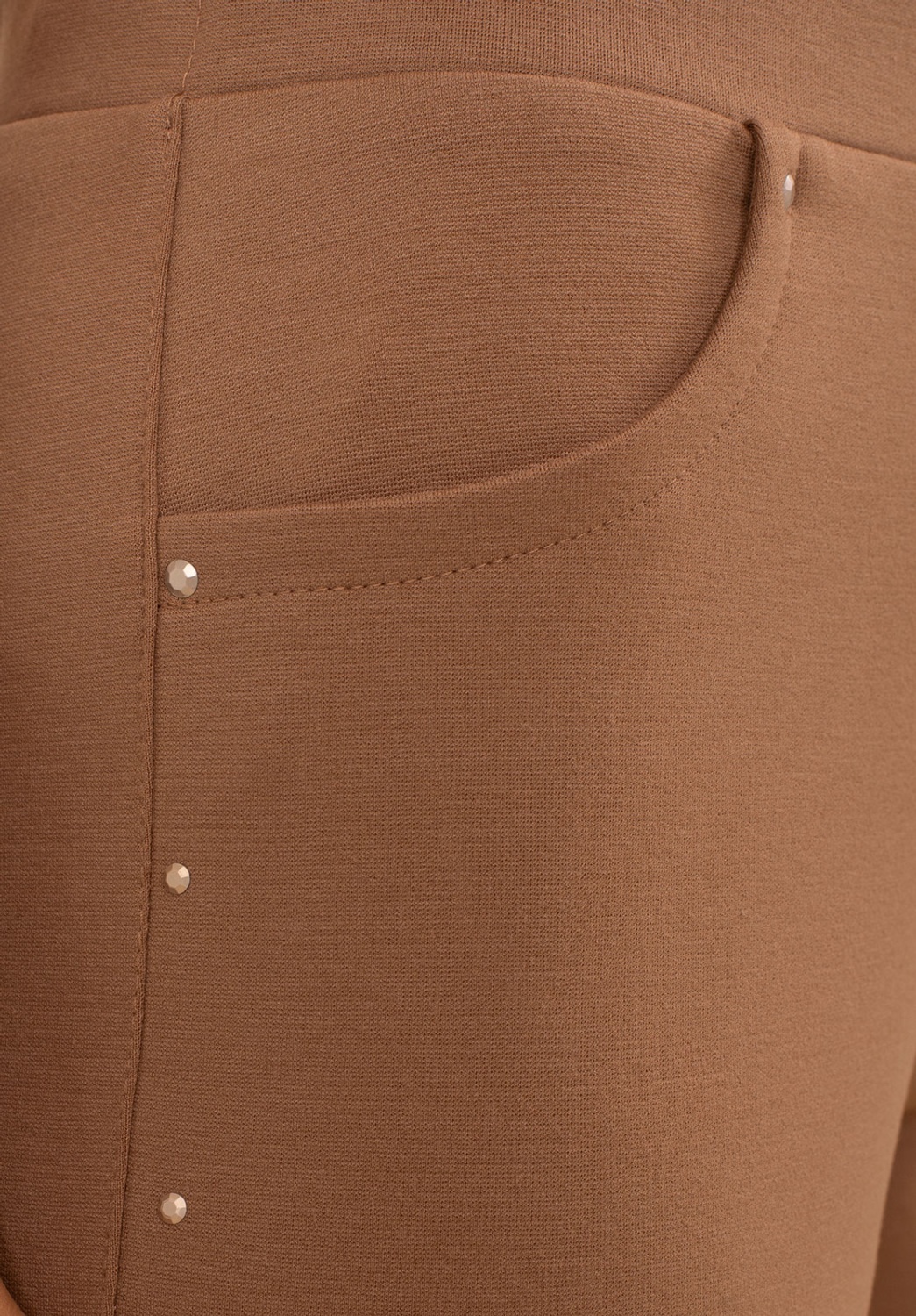 Pantalón Punto Camel Pedrería 2