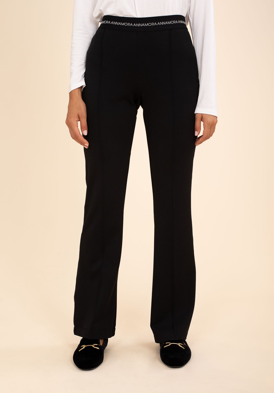 Pantalón Punto Acampanado Negro 1