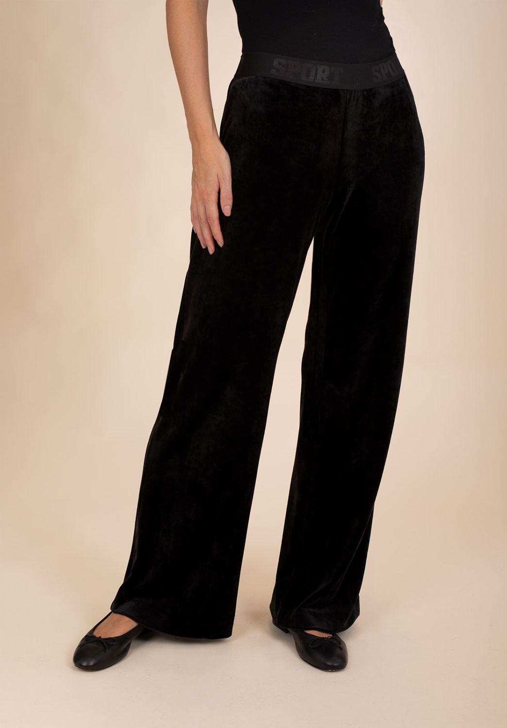 Pantalón Terciopelo Negro 1