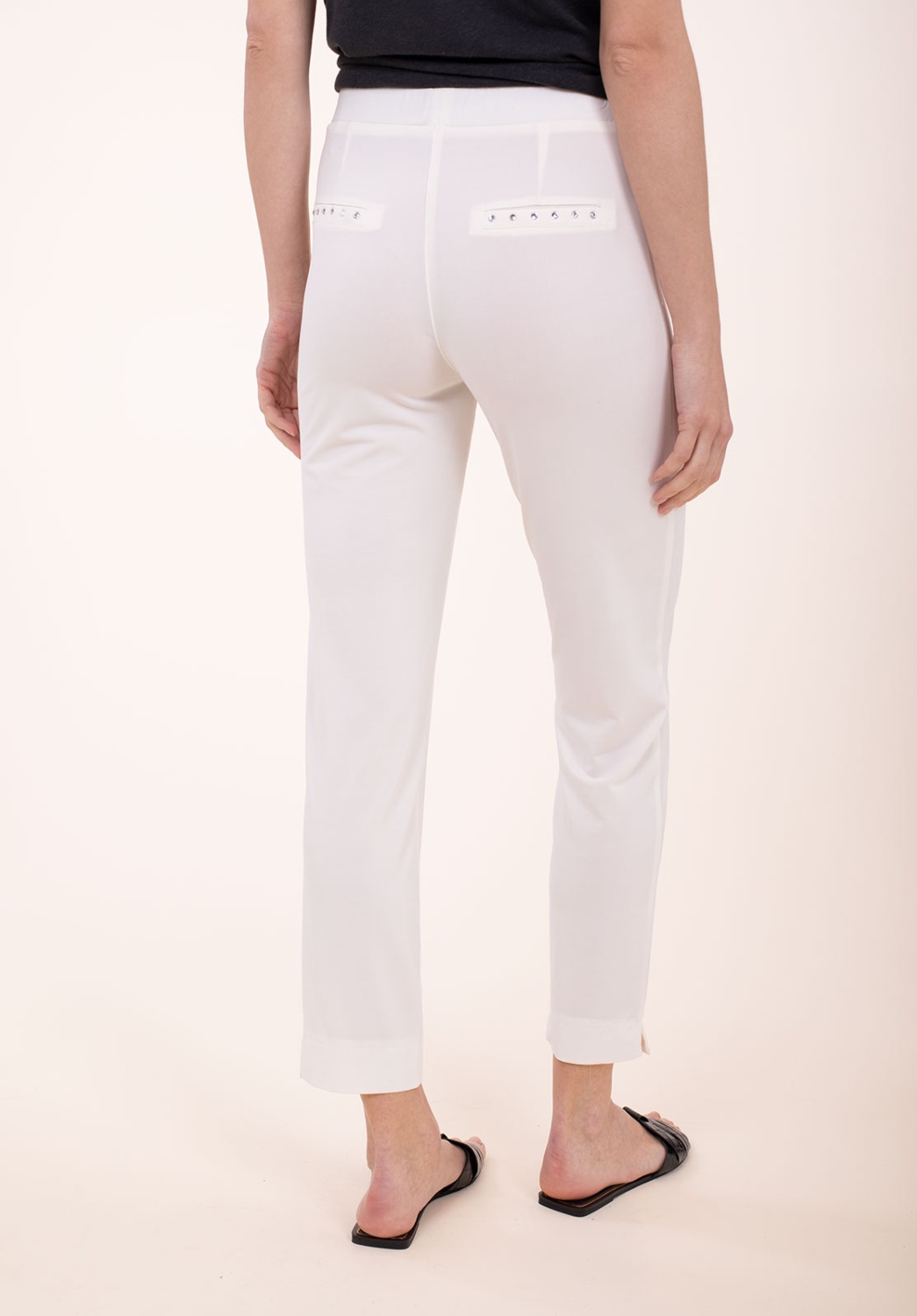 Pantalón Pitillo Punto Blanco 3